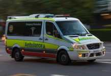 Child and woman in hospital after Bungadoo crash
