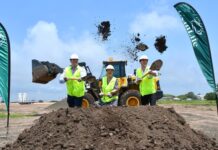 Burnett Heads’ first sod tur