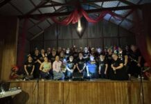 Bush carols by candlelight