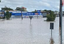 Extension of trading hours for flood recovery